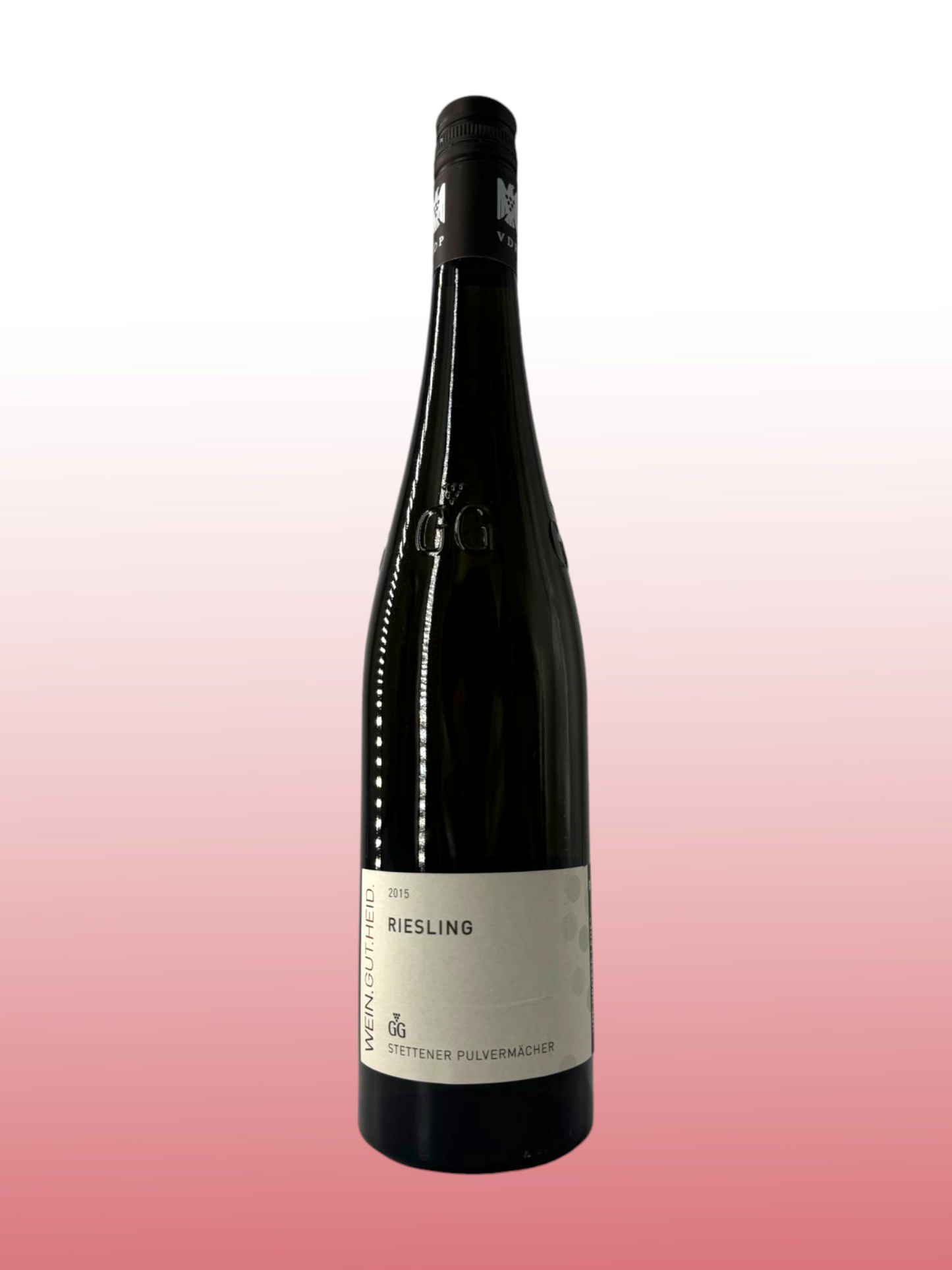 A creamy, aromatic Riesling with panna cotta and honeydew notes.